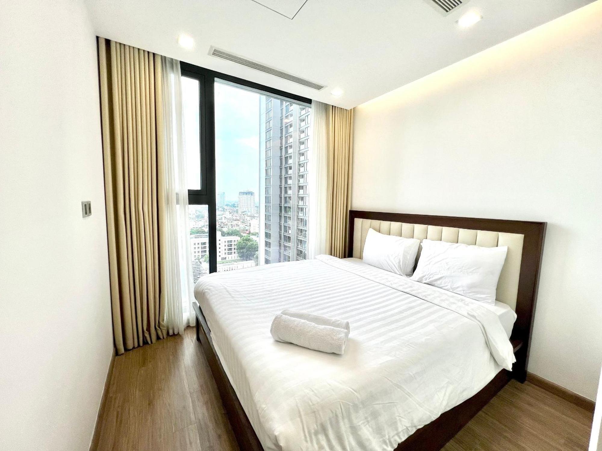 Premium Apartment Vinhomes Metropolis Badinh Ханой Экстерьер фото